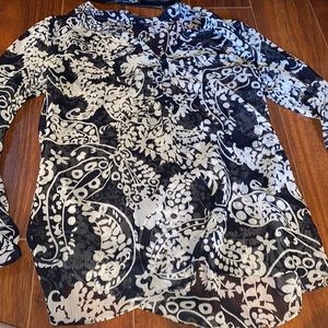 Long sleeve light tunic